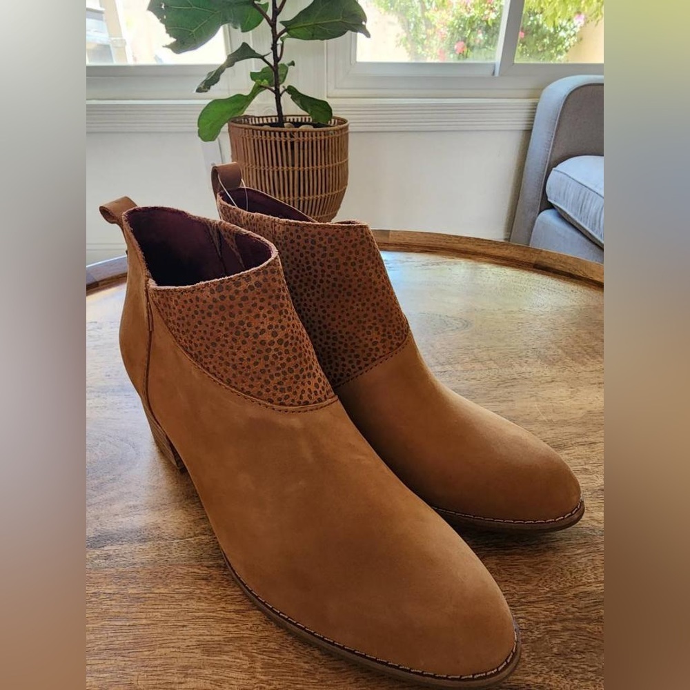 Nwt Toms Leilani Cheetah Print Suede Ankle Booties